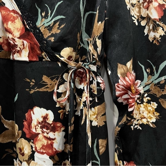 Xhilaration Medium Liberty Floral Faux Wrap Long Sleeve Boho Mini Dress Ruffle O - Picture 5 of 6